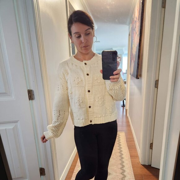 NEW Pilcro Size S Button Down Cream Cardigan - Picture 1 of 7